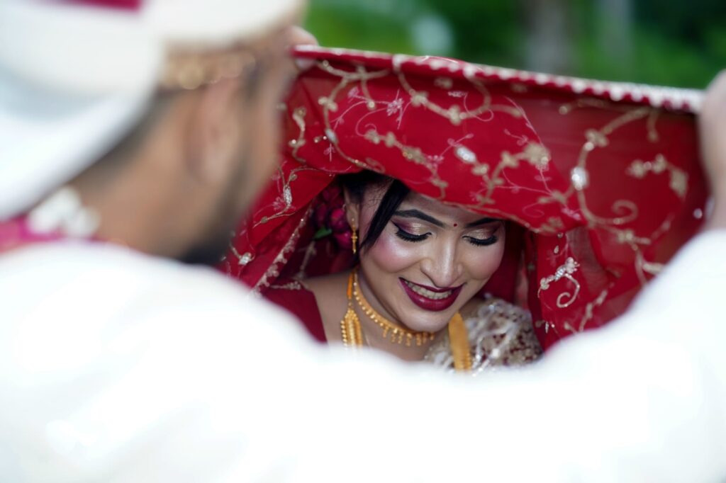ভোট চাইতে গিয়ে মন দেওয়া-নেওয়া: বিয়ে করলেন দুই রাবি শিক্ষার্থী